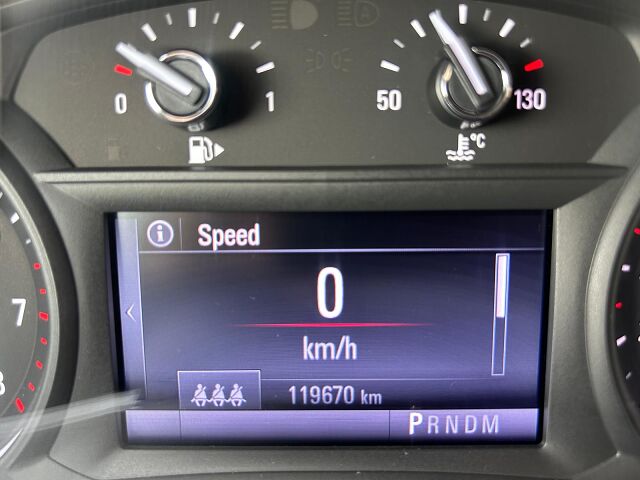 OPEL MOKKA INNOVATION 1.4 T AUTO SPANISH LHD IN SPAIN 74000 MILES SUPERB 2018